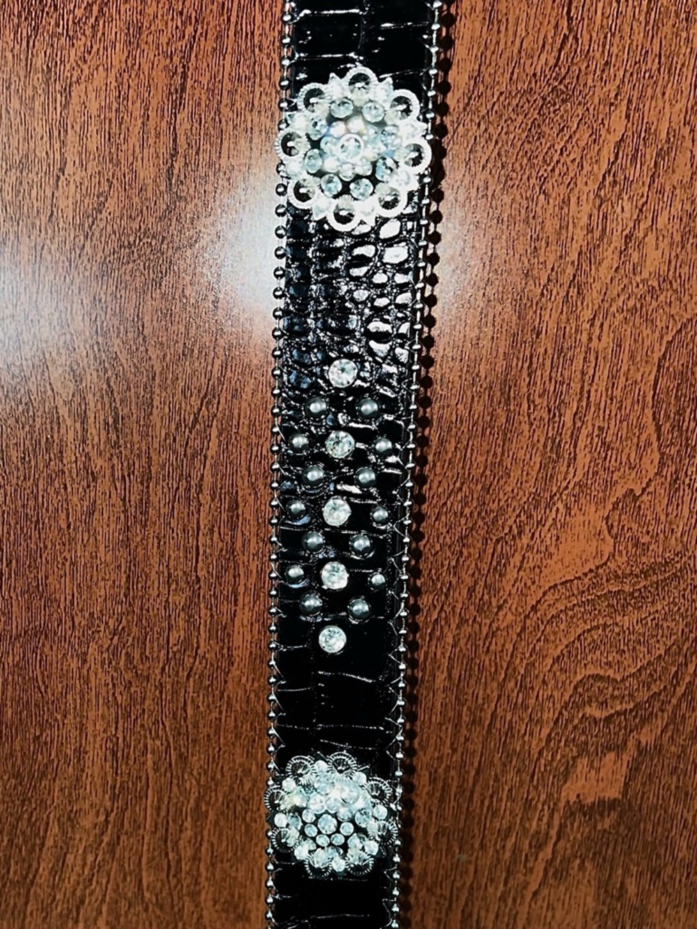 Rhinestone-Embellished Black Western Belt with Silver Buckle - Picture 4 of 9